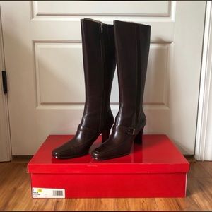 Anne Klein Akmadina Brown leather boots